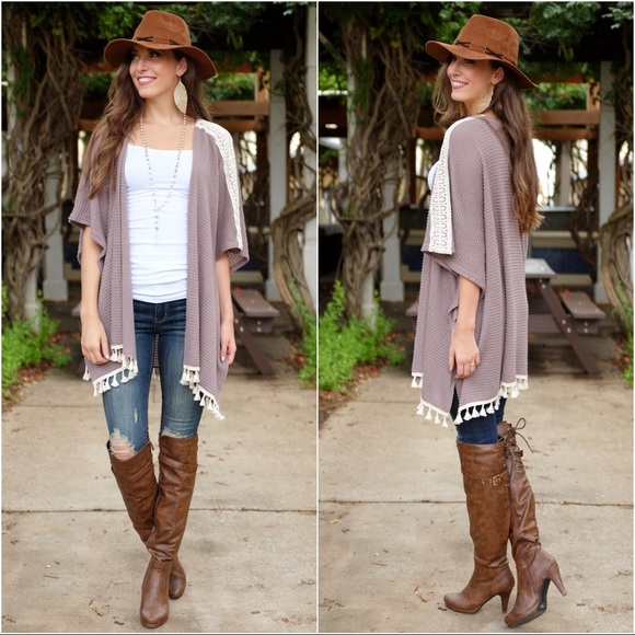 ✨LAST ONE✨Taupe Waffle Knit Tassel Trim Cardigan - Picture 2 of 2